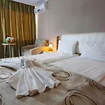 Отель Balneo & Aura 3*