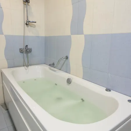 Hotel Balneo & Aura 3*