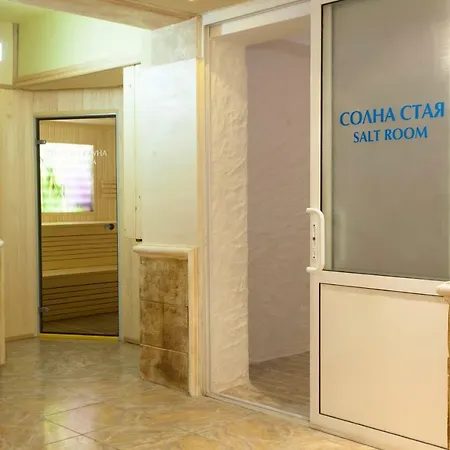 Balneo & Aura Hotel 3*